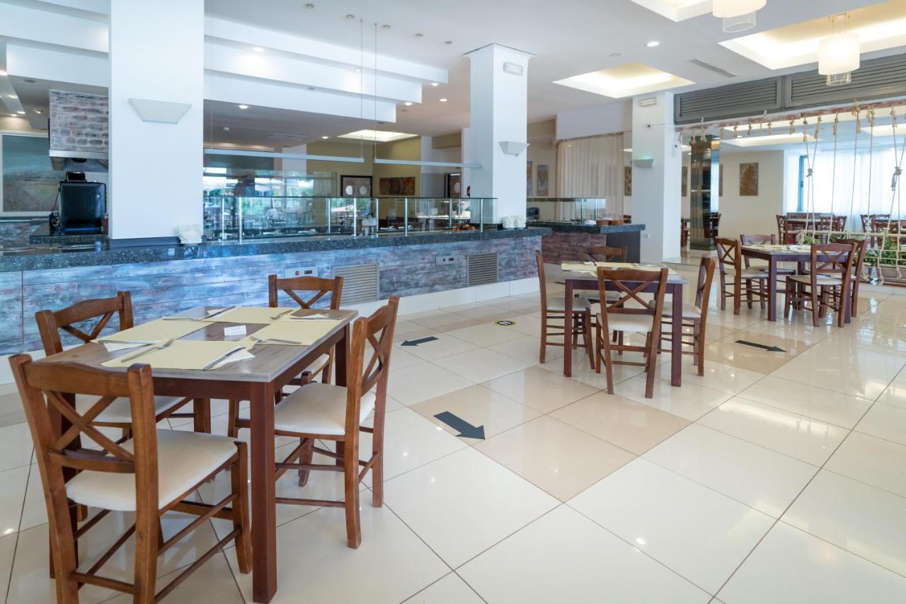 Cronwell Platamon Resort All-Inclusive Eksteriør billede