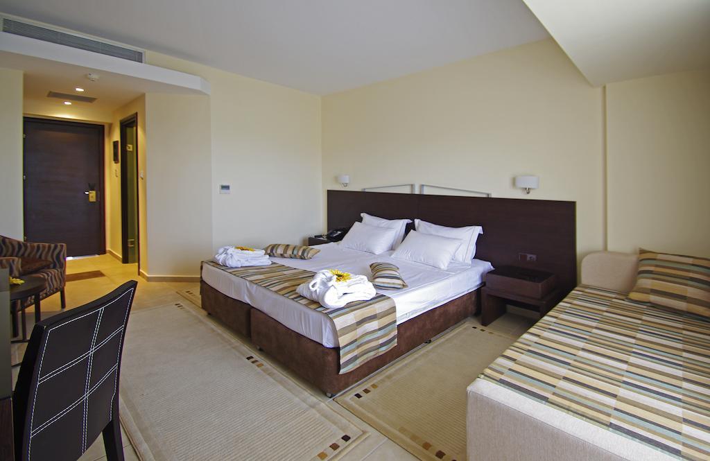 Cronwell Platamon Resort All-Inclusive Værelse billede