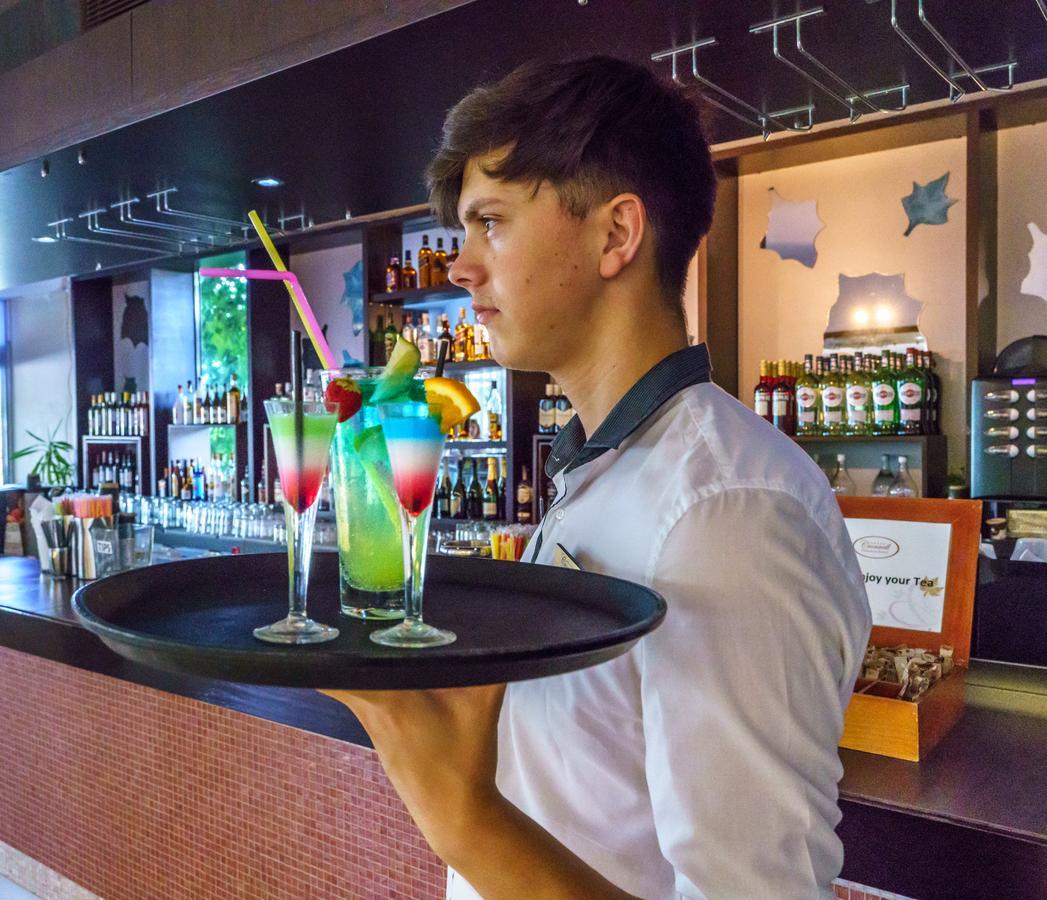 Cronwell Platamon Resort All-Inclusive Eksteriør billede