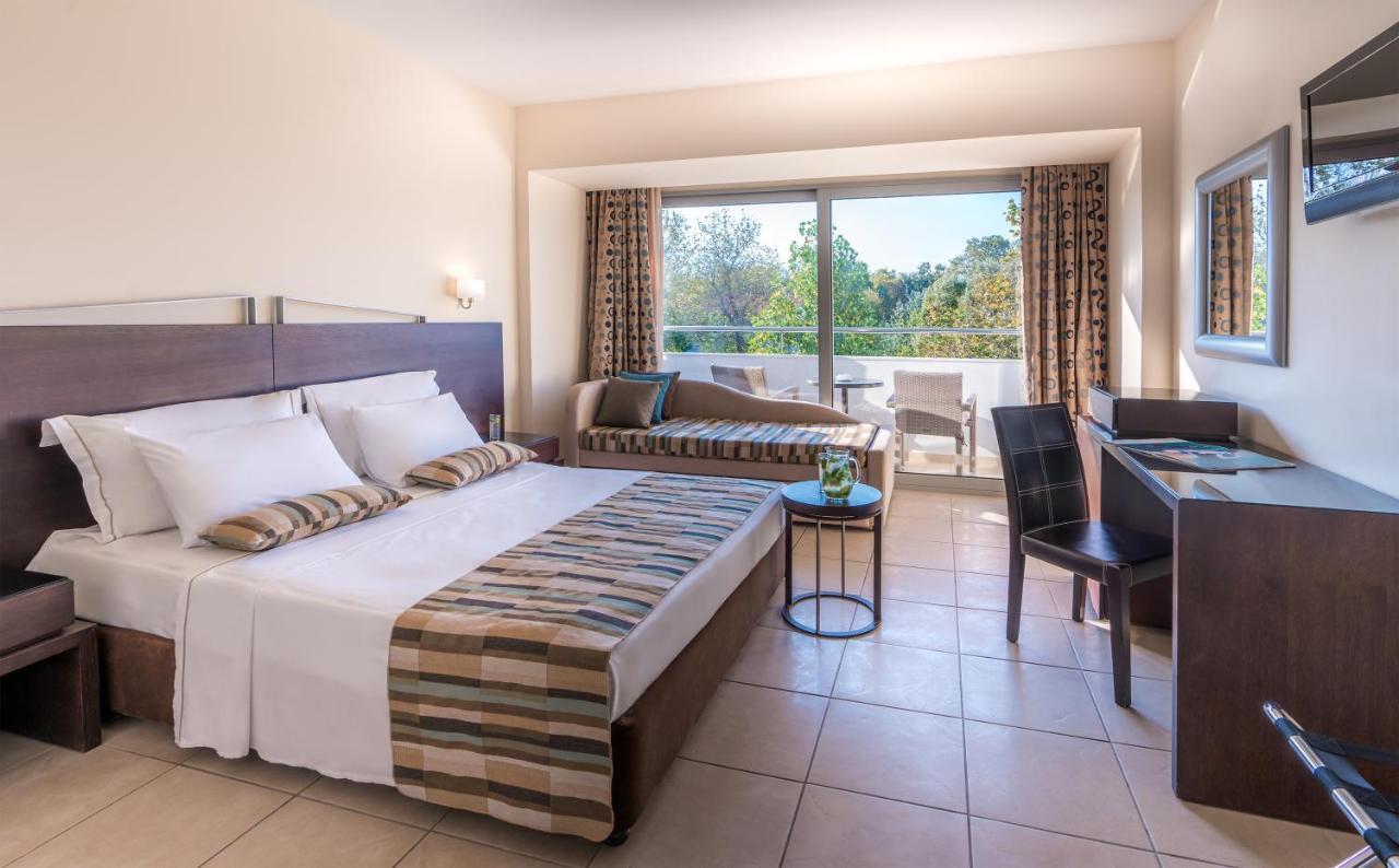 Cronwell Platamon Resort All-Inclusive Eksteriør billede
